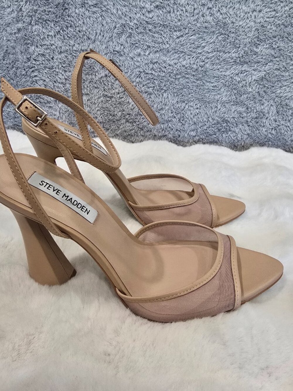 Steve Madden Beki Heeled Sandals Beige Mesh Classic Neutral Women's Size 10 NEW - Picture 7 of 10